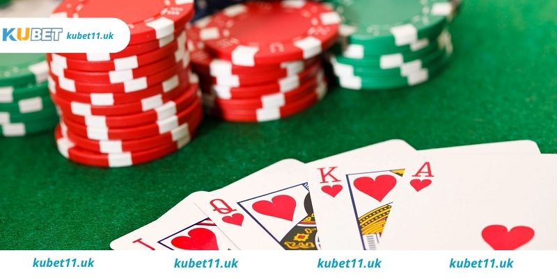 Luật tham gia game poker Kubet cực kì đơn giản